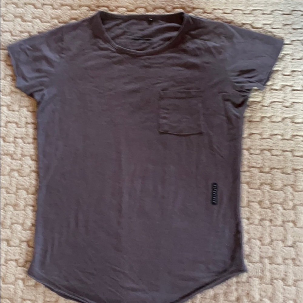 alphalete men’s shirt